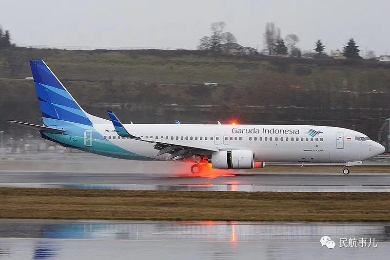 据外媒2月17日报道,一架印尼鹰航波音737-800客机在起飞后不久发动机