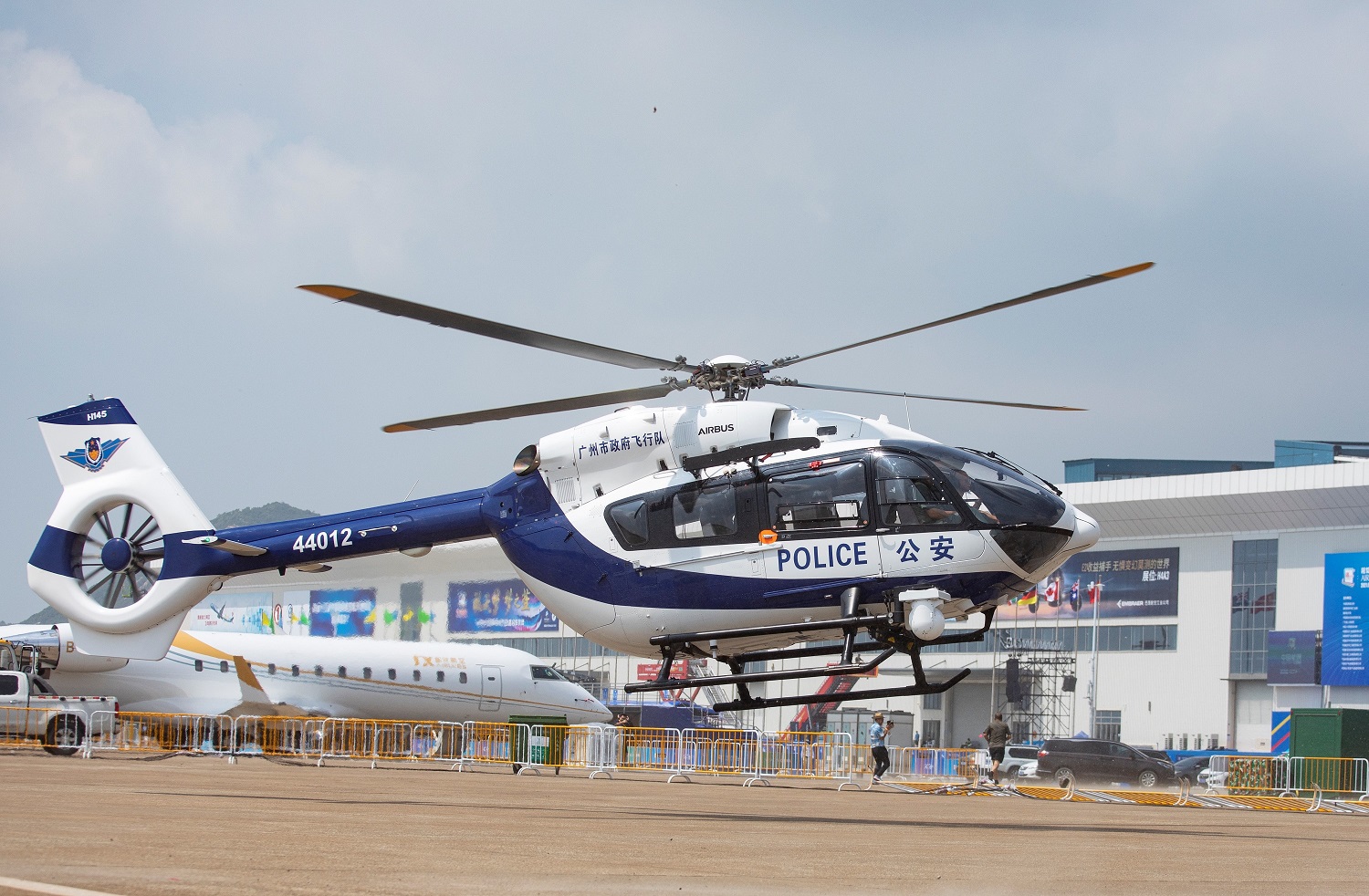 广州市政府飞行队空客h145直升机.jpg
