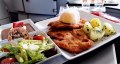 组图：从龙虾到HELLO KITTY儿童餐 周游世界品尝航空餐