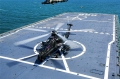 组图：某陆航旅与海军某舰艇大队联合组织跨军种舰机协同训练
