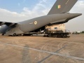 組圖：疫情嚴峻！印度C-17運輸機緊急輸送醫療氧氣罐