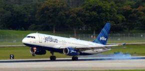 JetBlue Offers to Buy Spirit Airlines for $3.6 billion