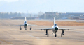 组图：南部战区空军航空兵某基地开展多机型战机跨昼夜飞行训练