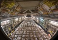 组图：C-17运输机将近40吨婴儿配方奶粉从欧洲运抵美国！