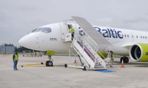视频：波罗的海航空A220顺利完成亚太地区巡回演示飞行
