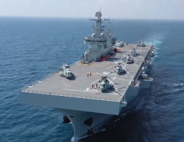 視頻：近距離感受海南艦艦載機起降訓練，畫面超震撼！