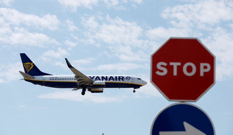 瑞安航空与法国和西班牙的飞行员工会达成5年协议