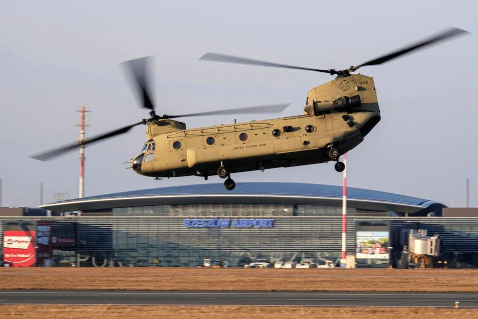 毁约俄罗斯后，菲律宾要购买美国直升机