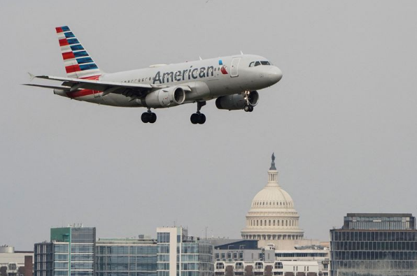 美国航空削减11月航班数量  以避免中断