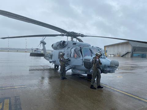 澳大利亚皇家海军将接收12架新西科斯基MH-60R直升机