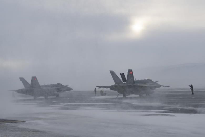 投资近40亿美元！美国重修格陵兰岛基地，要求战机全年部署