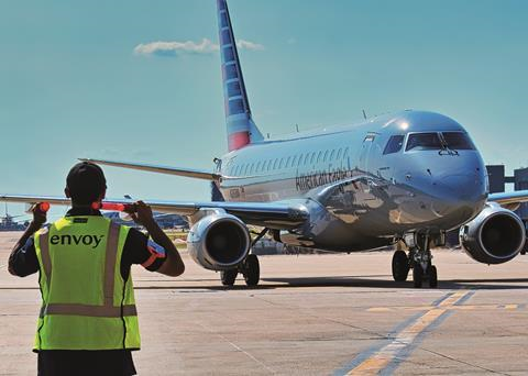 美国航空公司努力解决飞行员短缺危机